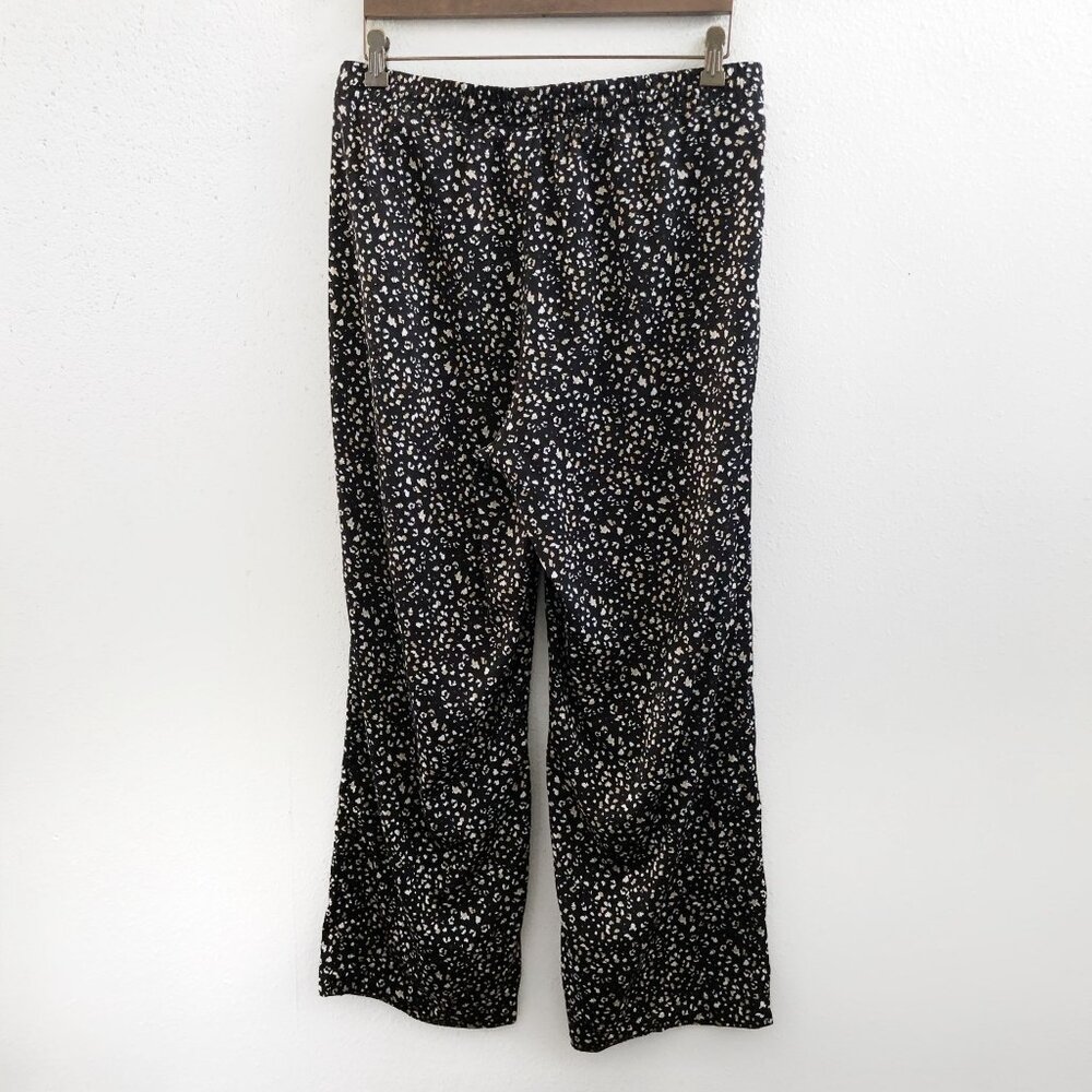 BANANA REPUBLIC Satin Pajama Set Size Medium - Picture 9 of 15